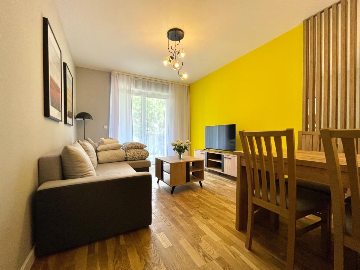 Homestay 2 Apartment With Parking Thorn Exterior foto